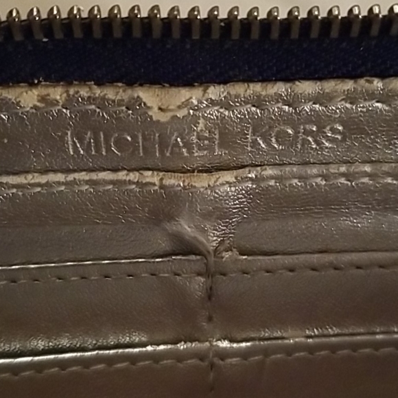 Michael kors wallet - Picture 6 of 6